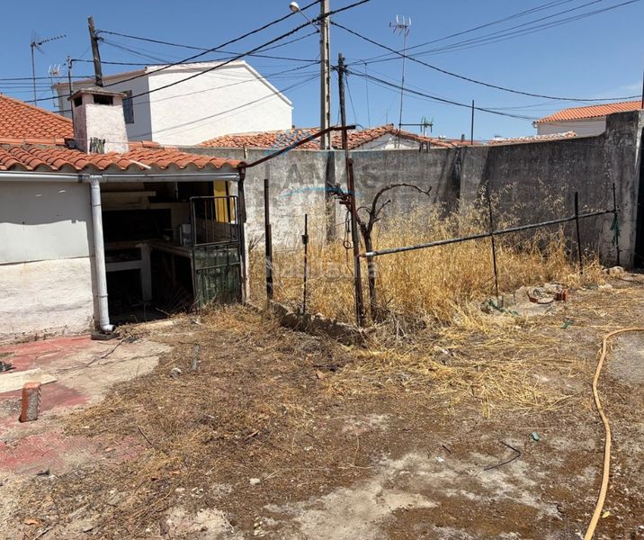 Foto b1aebe3d-988c-4335-be9e-c987b776c97b. Casa a calle acacia 9 a Casatejada