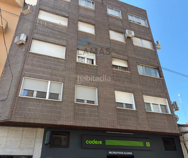 Foto cd2ffe1d-9561-4753-b370-5221092f8ae8. Pis a Navalmoral de la Mata
