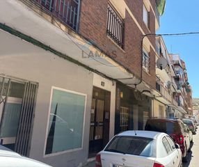 Local Comercial  Calle pérez lozano 11. Local comercial en navalmoral