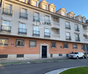 Duplex à N/a 3. Piso dúplex con garaje en navalmoral de la mata