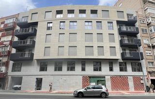 Local Comercial a Calle Calle Princesa 6
