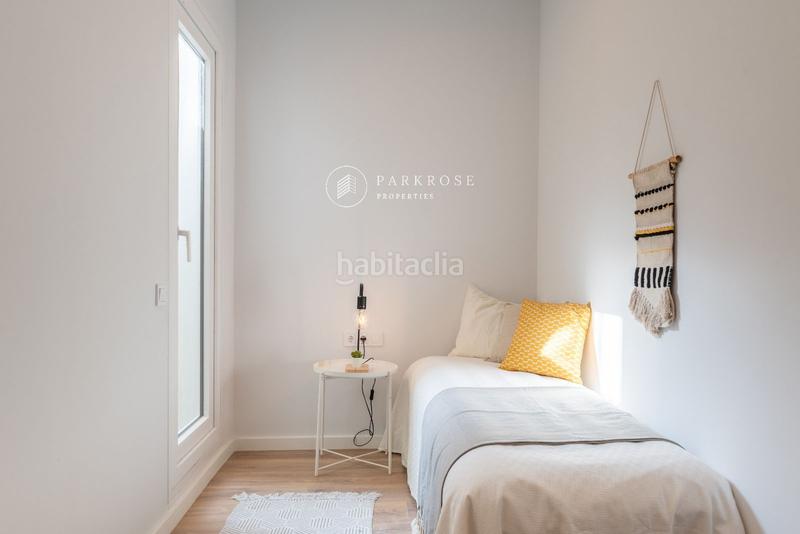 Foto 4fdf9839-8bad-4c65-96a8-d7ee55516370. Pis amb calefacció a Sagrada Família Barcelona