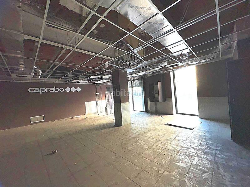 Foto 040e8de7-e57e-44f9-a2b0-03967b4f4eac. Alquiler local comercial espectacular local comercial en alquiler en Barcelona