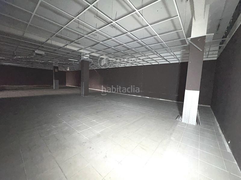 Foto 658d3524-a506-425a-a494-c3eec76edae1. Location local commercial dans Carmel Barcelona