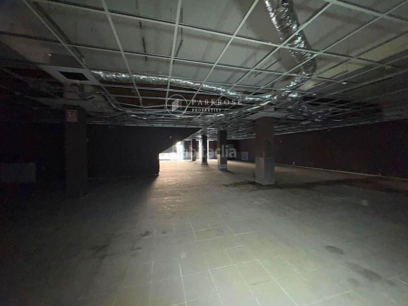 Foto d605cd13-3294-46d1-967d-be6f0915f19d. Location local commercial dans Carmel Barcelona