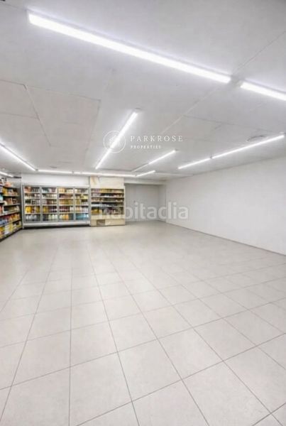 Foto 08544100-b449-4ab7-a33a-6bee3e563e2e. Local comercial a Dreta de l´Eixample Barcelona