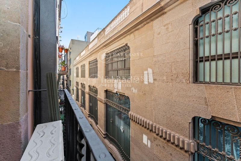 Foto 0e52f828-cd00-4176-b8cd-23a8771d053f. Pis a Gòtic Barcelona