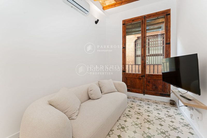 Foto 81ba907e-4ddf-48af-9264-50f67935f3ca. Pis a Gòtic Barcelona