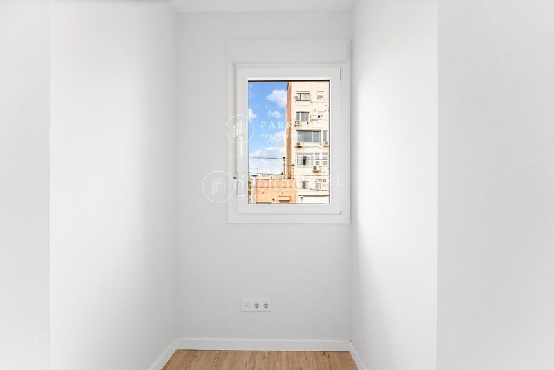 Foto e64b6318-a050-40c4-82fb-1a2d7a761737. Pis a Hostafrancs Barcelona