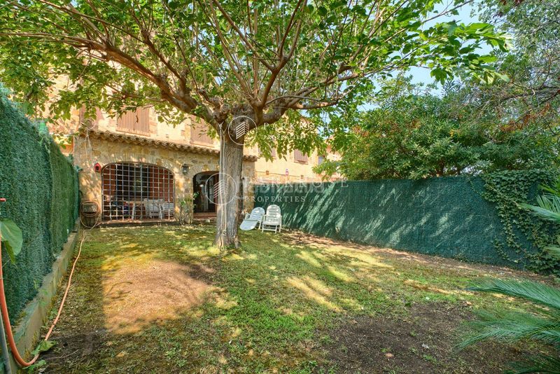 Foto d6ea53e2-441c-4594-b698-5633e1fdbe63. Casa adossada amb calefacció aparcament a Torre Valentina-Mas Vilar de La Mutxada-Treumal Sant Antoni de Calonge