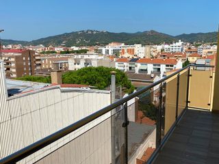 Pis  Consolat. Precioso piso en la primera linea del mar