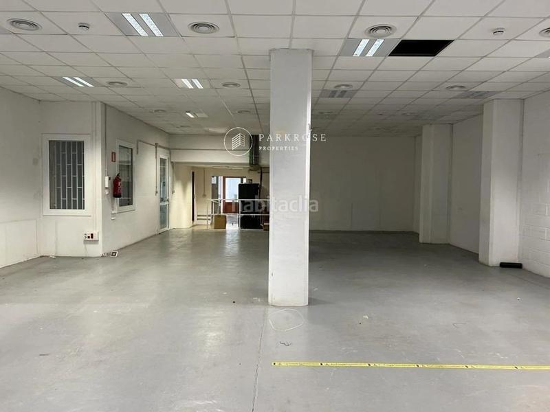 Foto 81f2be26-2b35-4dd6-b29e-c9ae32760fb4. Geschäftsraum in Fort Pienc Barcelona