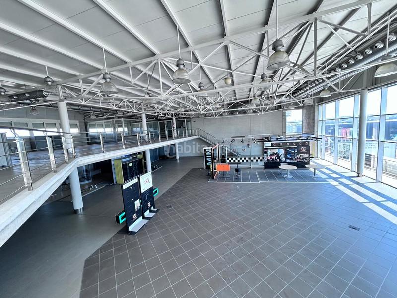 Foto d0b1fe0a-a1b0-4c9e-a4e6-30ca8318f072. Location bâtiment à usage industriel dans Torreforta Tarragona