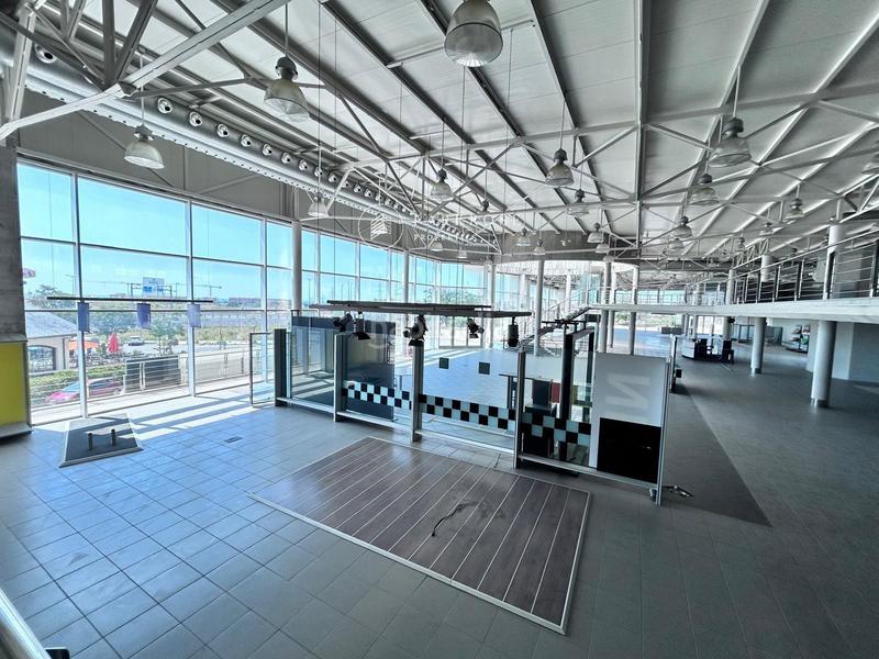 Foto 5776585a-0443-4fa9-b950-54c3b59e75c0. Miete fabrikhalle in Torreforta Tarragona