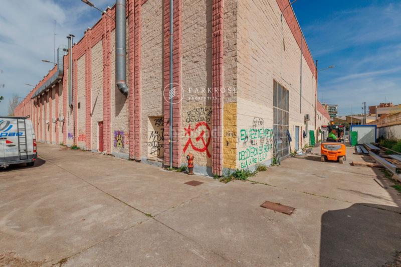 Foto 171a14bc-a319-466d-85cf-f3a83b8eba6d. Location local commercial dans cid campeador 7 dans Móstoles