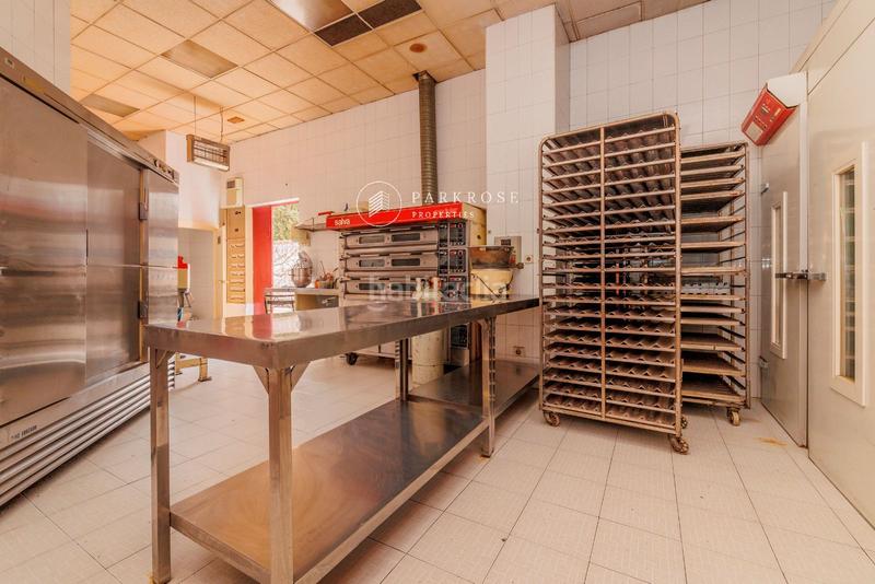 Foto 512d5b0d-2823-4712-bfb0-7722d184d35e. Location local commercial dans cid campeador 7 dans Móstoles