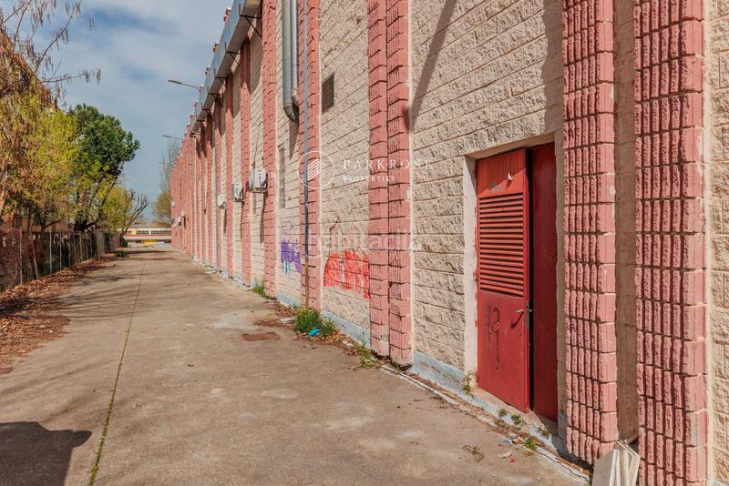 Foto 99c7152d-cc58-47c2-a854-a0c3b720aaee. Location local commercial dans cid campeador 7 dans Móstoles