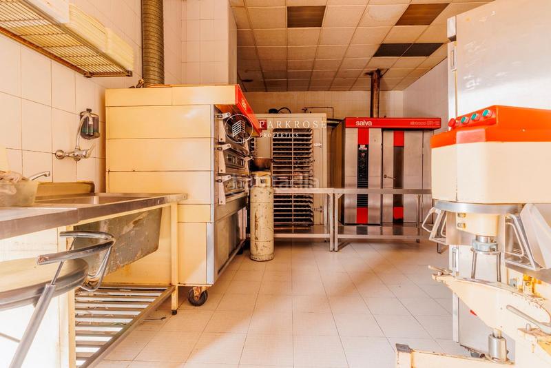 Foto b954f78c-77b0-4b4b-8cd8-2a11cfdf79ee. Location local commercial dans cid campeador 7 dans Móstoles