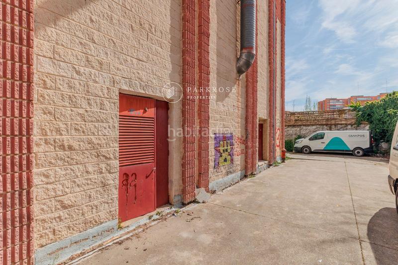 Foto e2fea89f-67a7-425e-8e08-9c7c02793738. Location local commercial dans cid campeador 7 dans Móstoles