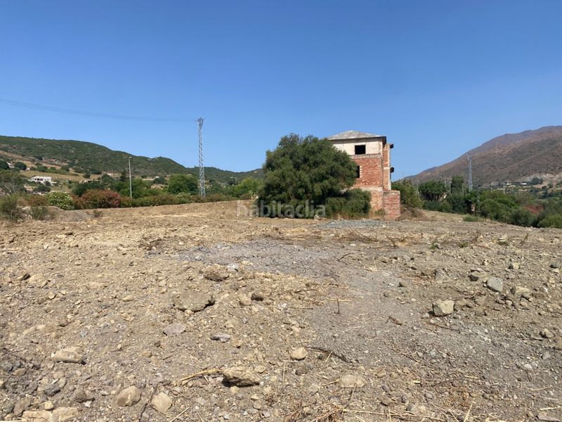Foto c3d8c9ad-f114-4fae-bedb-1c91a486d0b1. Masia a sierra de Estepona - avda. de andalucía Estepona