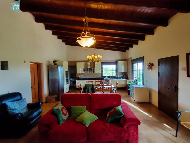 Foto bfcfe023-25bb-4ae0-a67a-c79e4e98238c. Country house in Los Llanos Estepona
