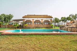 House in Tarifa Ciudad. Casa de campo