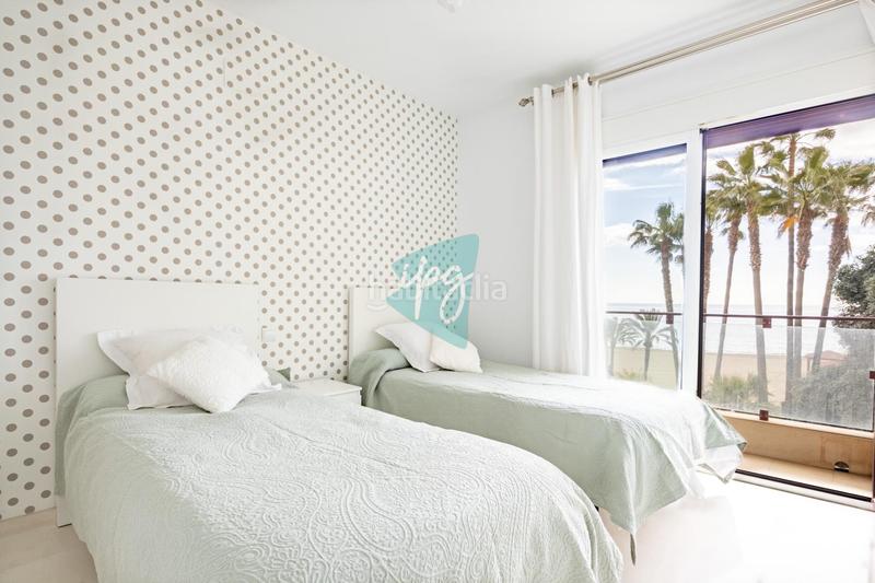Foto 5c128479-13b2-4352-a715-c7fef73a2cc8. Alquiler apartamento  vistas al mar en Estepona