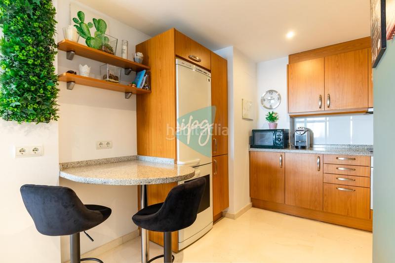 Foto 63a45bcc-cdea-462b-af0b-7c2fcb3ec895. Alquiler apartamento  vistas al mar en Estepona