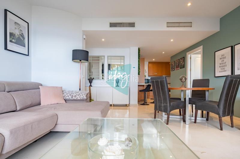 Foto 82b722d6-2891-4a60-a2af-91e76d9ac254. Alquiler apartamento  vistas al mar en Estepona
