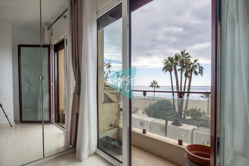 Foto 974edfba-c6c6-4d3c-9127-c50925a7da15. Alquiler apartamento  vistas al mar en Estepona