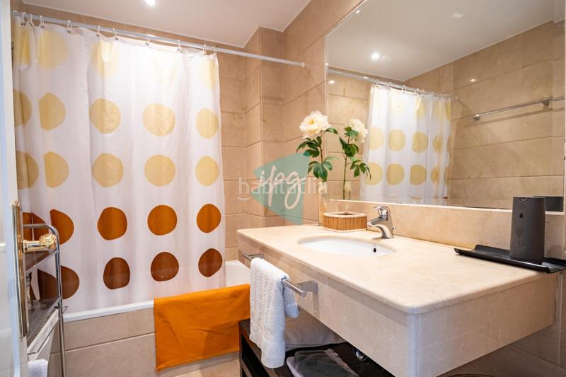 Foto 9d1c5e0d-5dc7-4297-9568-c5bdc8efebb5. Alquiler apartamento  vistas al mar en Estepona