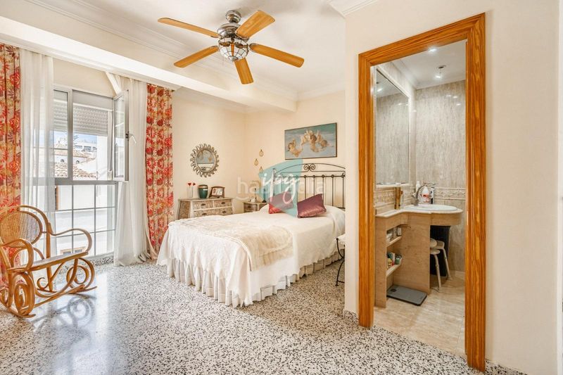 Foto c61b48a2-8172-464d-b0b9-fba45713abb2. Flat with heating in Centro Estepona
