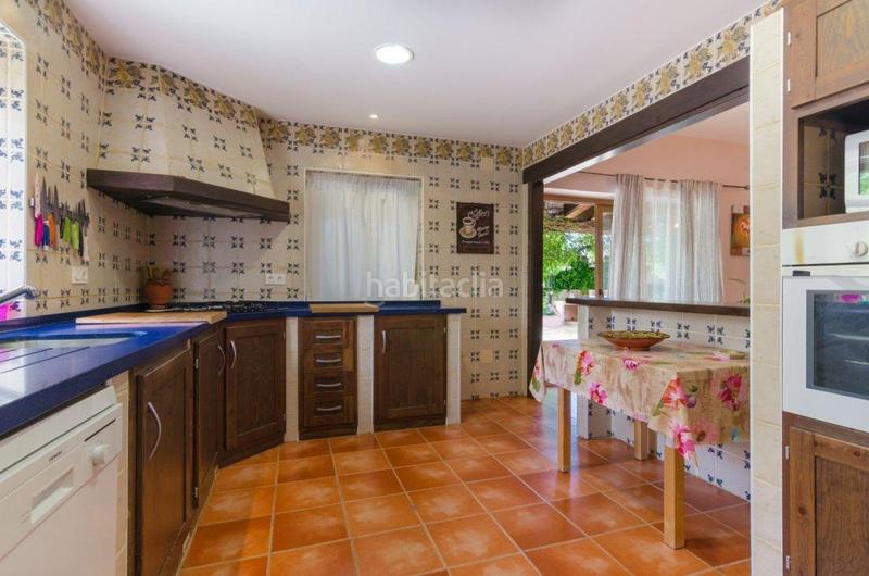 Foto becbd957-dd02-49a3-9573-b47059da5eb1. Chalet  en altos de Estepona Estepona