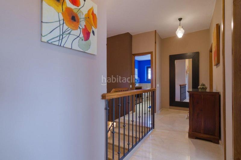 Foto c80b1f01-37c2-464e-b2d2-f813f237b62f. Chalet  en altos de Estepona Estepona
