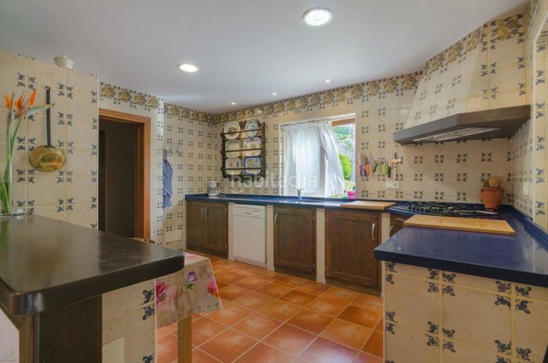 Foto ef32ea4f-4ed9-4bd7-9ec3-f6dd06ecc1fe. Chalet  en altos de Estepona Estepona