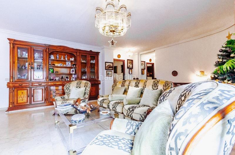 Foto 2305f045-ccb4-4acf-aa79-100114b7a0d3. Appartamento in Centro Estepona