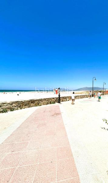 Foto 8bf3afbe-1520-4bd3-af03-55aa77e77b71. Apartamento  de tres dormitorios en primera linea de playa en Tarifa