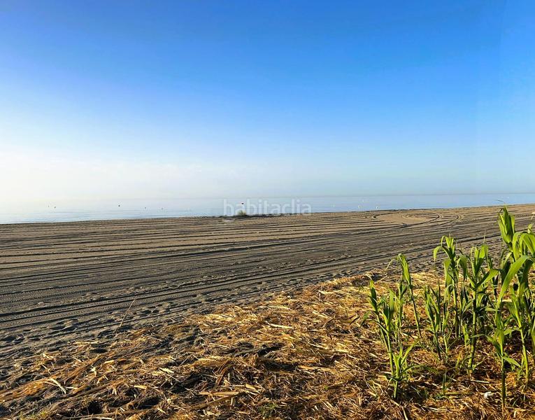 Foto fdd21a78-f753-4136-ad8f-33ab0216c29a. Àtic amb aparcament piscina a sierra de Estepona - avda. de andalucía Estepona