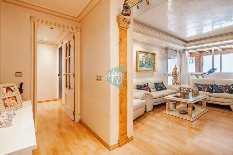 Foto 5d46f887-65f0-4eca-a452-c1d0e50b2bf9. Attique avec parking piscine dans sierra de Estepona - avda. de andalucía Estepona