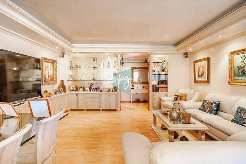 Foto 86709df4-e34c-4e44-b052-63621ad74996. Penthouse with parking pool in sierra de Estepona - avda. de andalucía Estepona