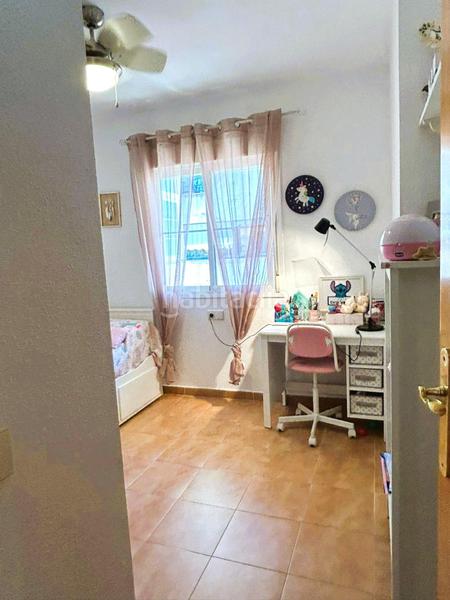 Foto 5608ff5d-c807-4885-a25d-b7d6f85392d8. Àtic amb calefacció aparcament piscina a sierra de Estepona - avda. de andalucía Estepona