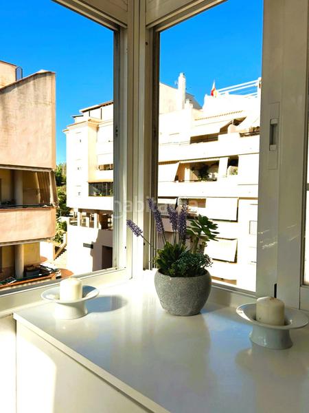 Foto 832f951e-ffc3-4002-8e24-cc3f6ad125ec. Àtic amb calefacció aparcament piscina a sierra de Estepona - avda. de andalucía Estepona