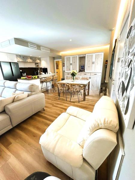 Foto cd31ad71-afab-4ed9-9db1-ce8d506dcd65. Etagenwohnung mit parking pool in Centro Estepona