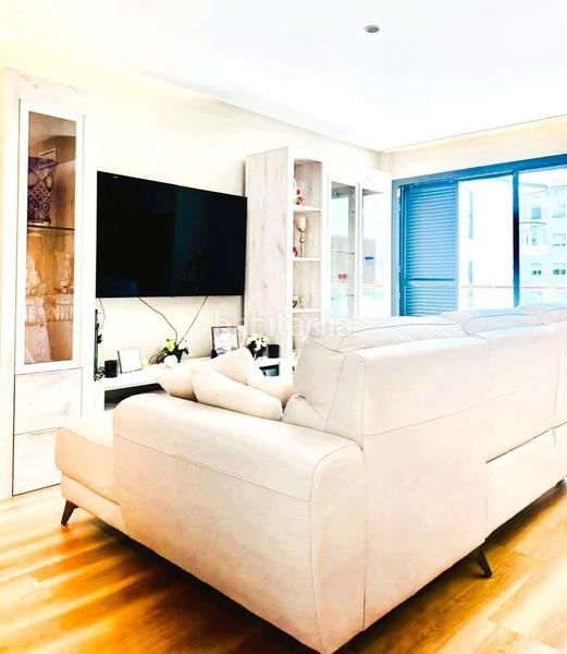 Foto f55bcab6-47bf-4e36-af17-bf2461d8bcb9. Etagenwohnung mit parking pool in Centro Estepona