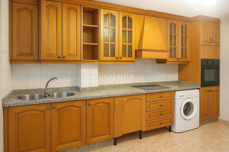 Foto fdeeac03-2c32-4b50-a4f2-01cb415f576e. Appartement in Zona Calvario Estepona