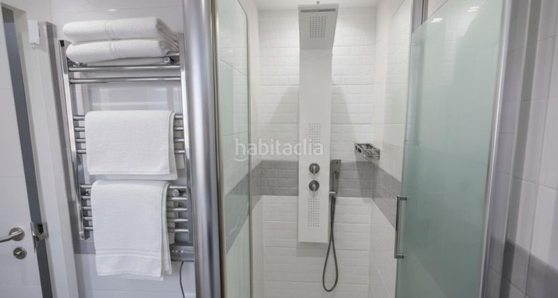 Foto d1461ee8-91e1-4a1c-b7d9-572ab0cbdacc. Àtic amb calefacció aparcament piscina a sierra de Estepona - avda. de andalucía Estepona