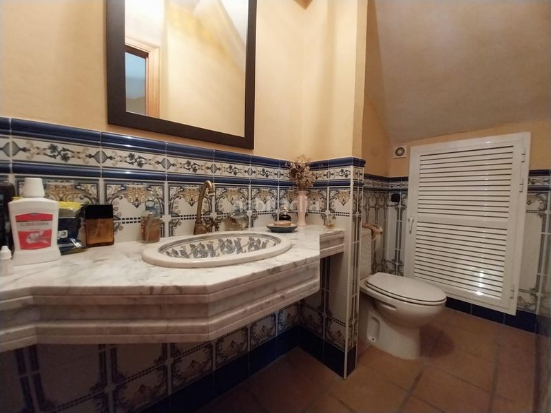 Foto 0e8c9816-8321-474c-bad1-c8a9809b588f. Chalet villa dentro en sierra de Estepona - avda. de andalucía Estepona