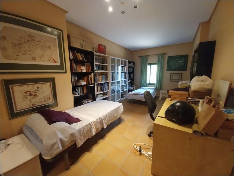 Foto 5847ef98-8c99-46b8-9716-a3b138654523. Chalet villa dentro en sierra de Estepona - avda. de andalucía Estepona