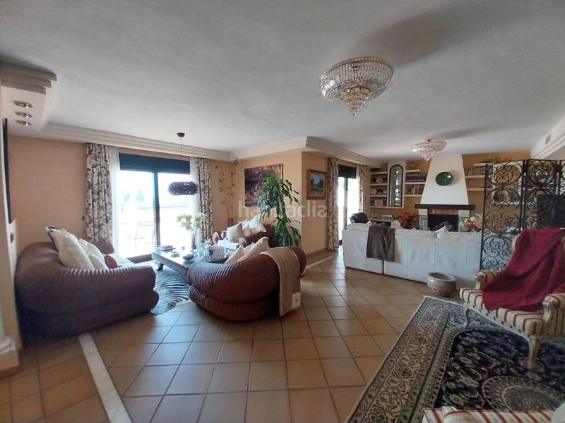 Foto 73eb6663-0361-4339-8c0c-5ed1086603f3. Chalet villa dentro en sierra de Estepona - avda. de andalucía Estepona