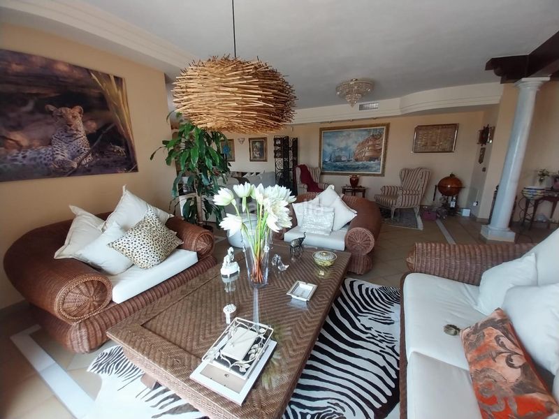 Foto 8bddc78f-e2b6-4c51-9c23-7e062806493d. Chalet villa dentro en sierra de Estepona - avda. de andalucía Estepona